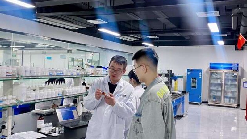 离心管离心力与价格：别让“能装就行”坑了实验